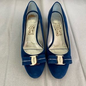 Salvatore Ferragamo Vara Blue Suede Heels // Size 8B